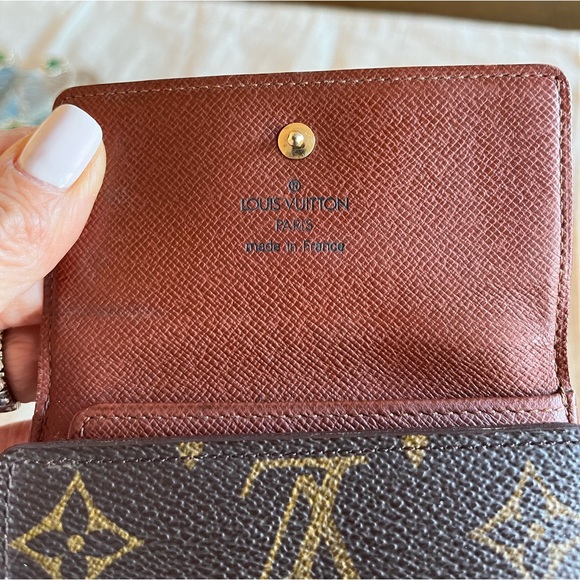 Louis Vuitton Monogram Elise Trifold Wallet - Picture 9 of 16